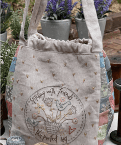 Love to Se Drawstring Bag / Anni Downs